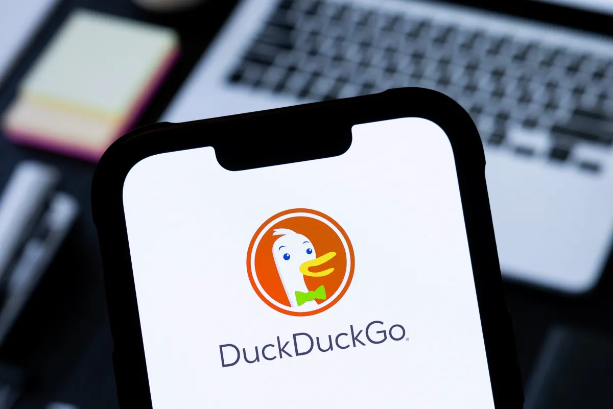 DuckDuckGo允许在搜索结果中过滤掉AI图片-搬主题